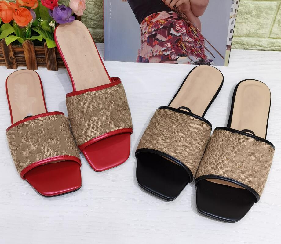 

2021 Men Beach slippers Summer fashion women flip flops leather lady Slippers Metal Women shoes Flat Ladies slippers Large size 35-41, Black