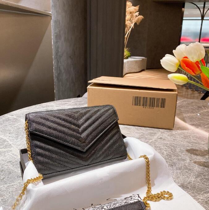 

Women diagonal bag fashion designer with letter pattern one shoulder chain bags high-quality handbag, Red