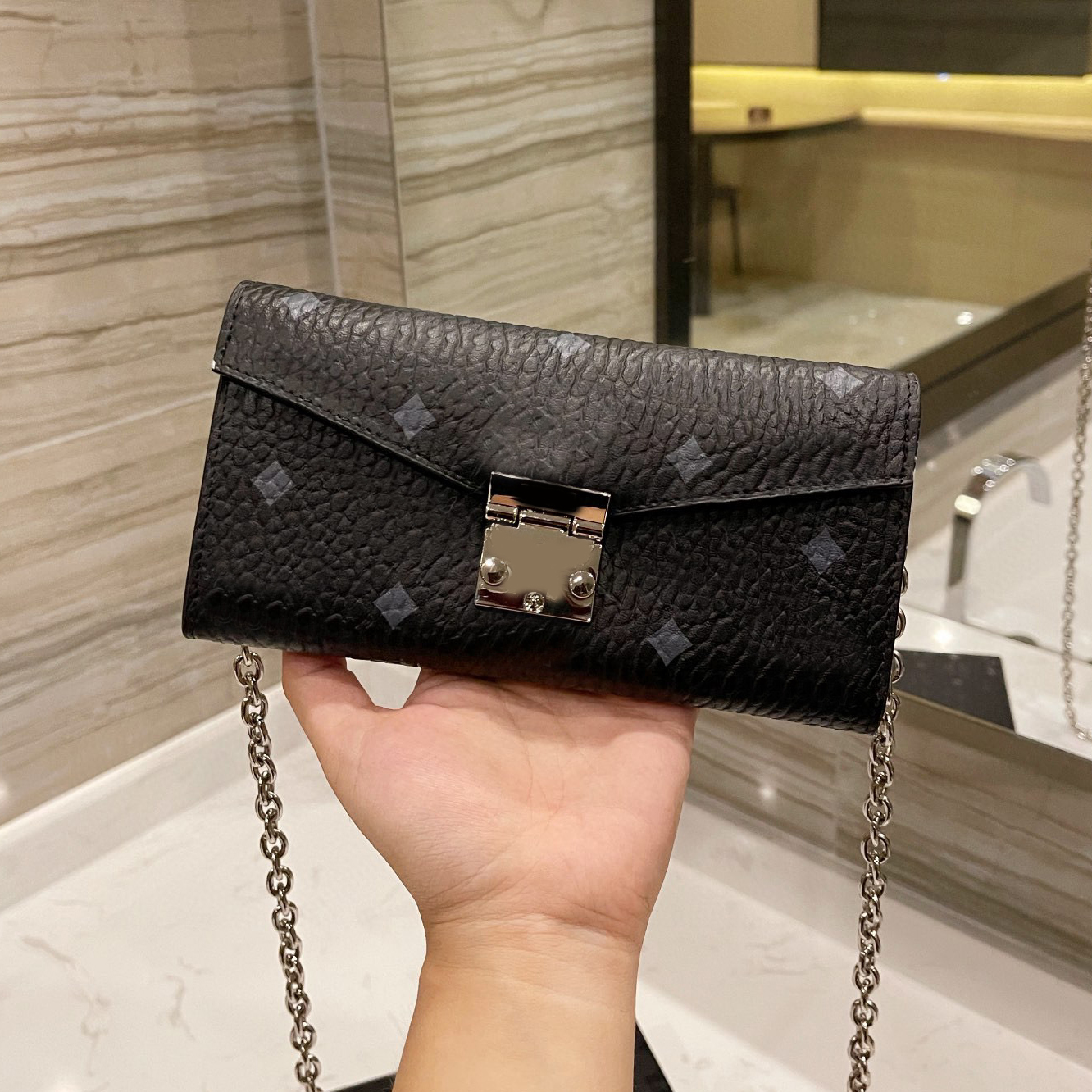 

Dionysian Chain Senior The latest version Bags Fashion Shoulder Handbags High Quality lady chains phone totes purse hand bag Cross body wallet Metallic mini letter, No bags