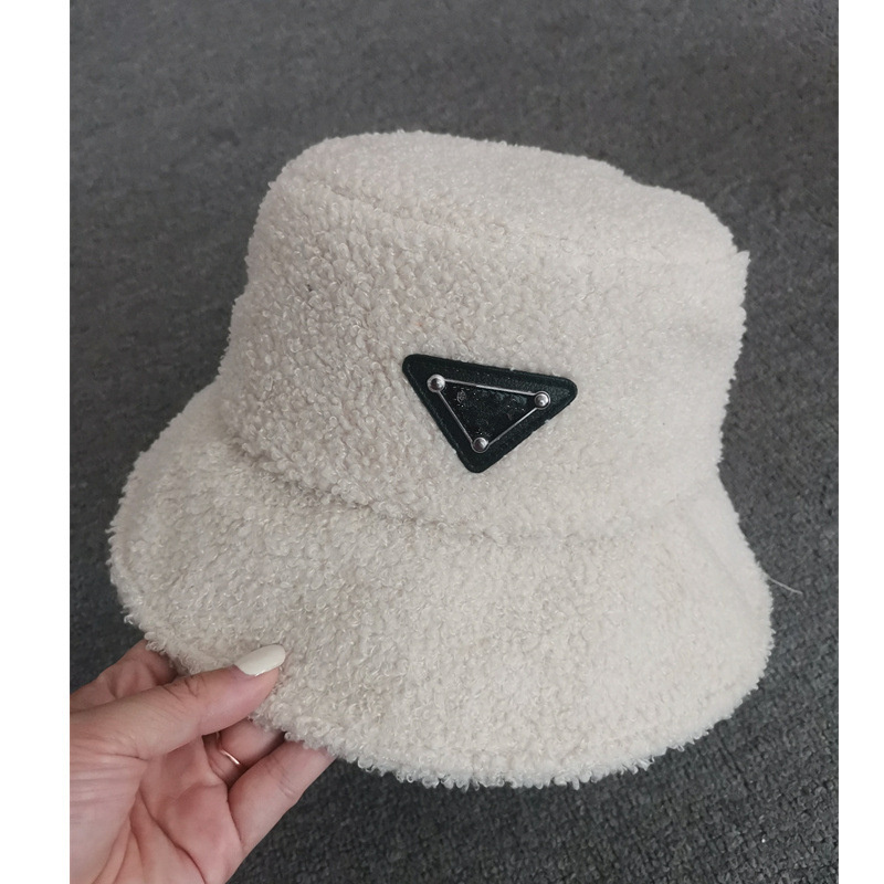 

New Fashion wholesale winter inverted triangle fisherman's hat small fragrance basin hats men's and women's warm cap fashion