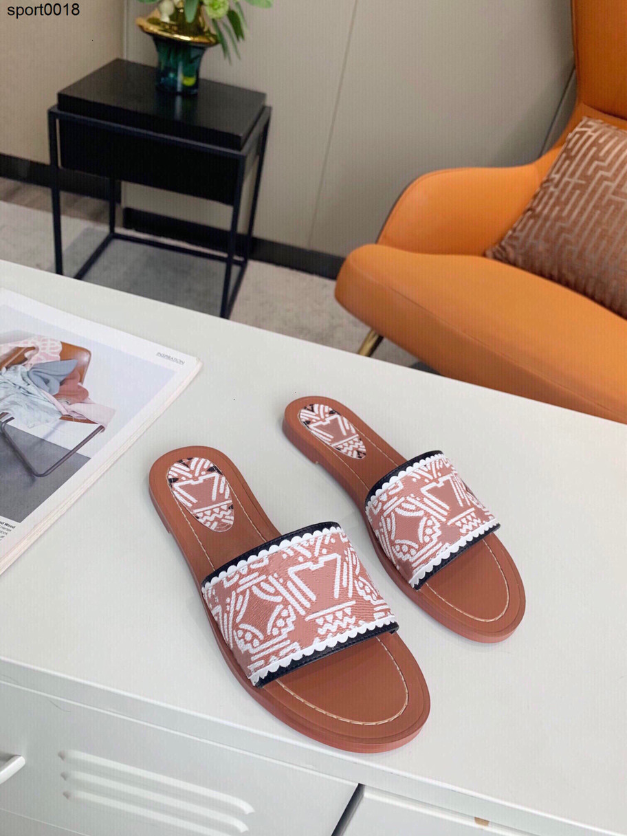 

CRAFTY LOCK IT FLAT MULES 1A85BO Wide Front Straps Printed Canvas Abstract Art Style Women Fashion Slippers, Black