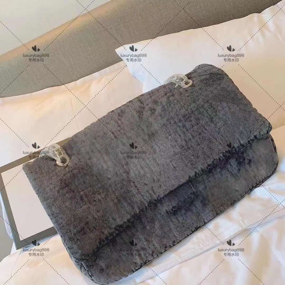 

Luxury Exclusive shopping bag denim high-capacity large capacity handbag womens package fashion shop bags Colors but classic Two color to choose, Customize