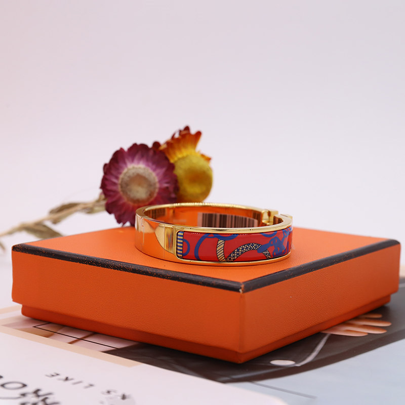 

Enamel Colorful Woman Bracelet Fashion Bracelets for Man Womens Jewelry Bracelet Jewelry 10 Color Optional with BOX, Black