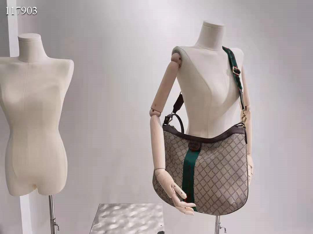 

2021Designer's Single Shoulder Messenger Bag, super capacity size 42cm, Khaki