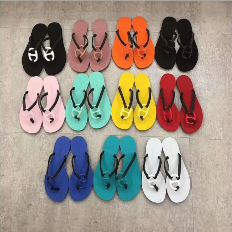 

2021 high-quality leather summer slipper women's flat-bottomed reflective slippers outdoor lazy shoes beach sandals Large size 35-42, Black