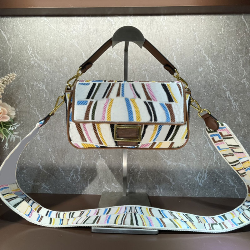 

Messenger Bags Flap Bag Handbag Purse Canvas Fashion Color Matching Embroidery Retro Gold Metal Detachable Handle High Quality Hardware Inte