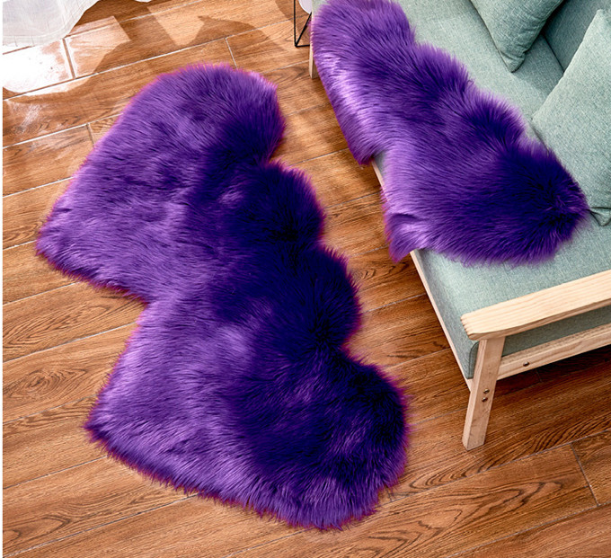 

Imitation wool carpet home decoration living room sofa thickening double heart-shaped creative plush cushion customization, Red