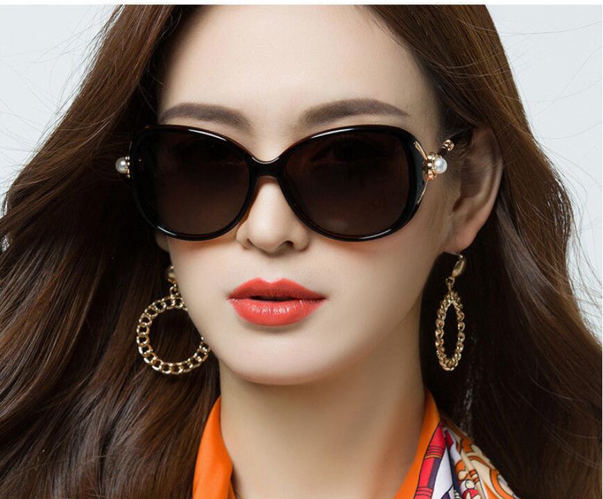 

Women Summer Sunglasses Drive seaside beach Casual Shade UV protection cool ins Classic Design Sexy Ladies Girls cute Flower Big Pearl Fashion Round Frame Gradient