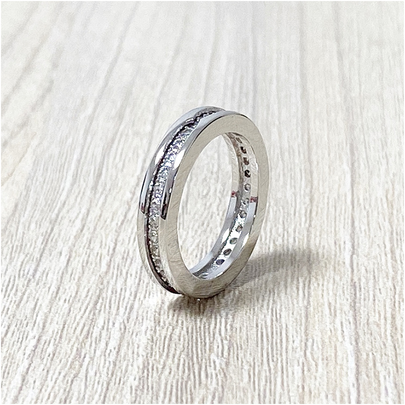 Professional Diamonique Simulated Diamond Rings 18k White Gold Plated Wedding Band Size 6 7 8 Love Forever ring Accessories With Jewelry Pouches