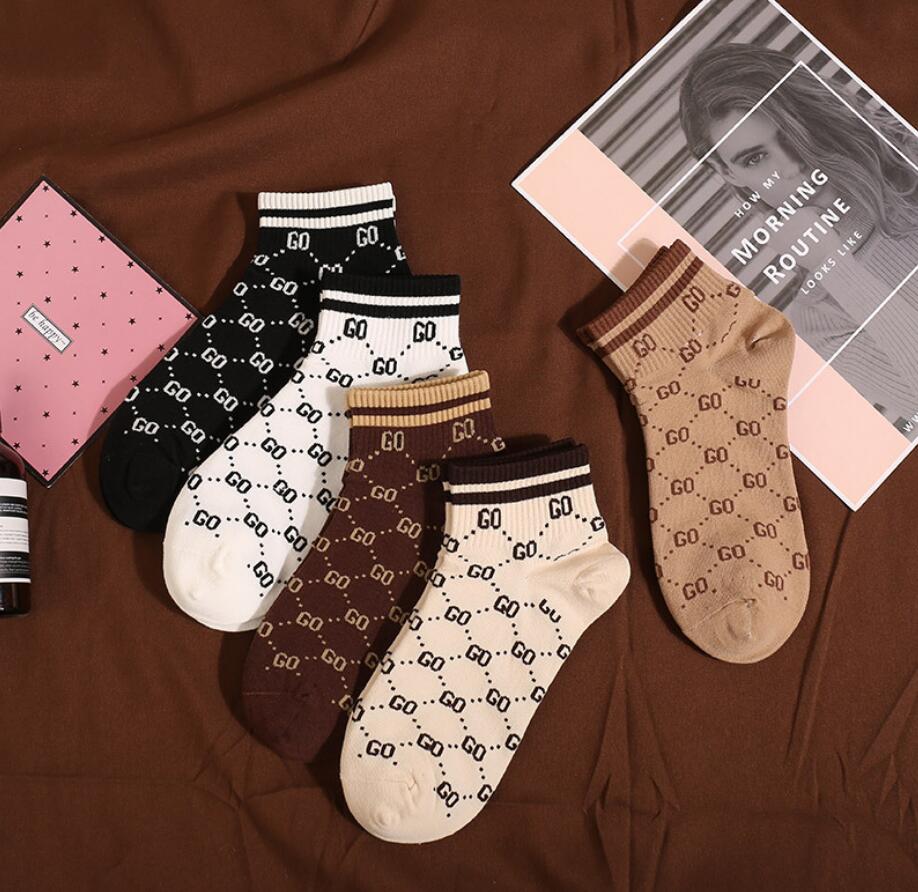 

Fashion Mens Womens Wool Knitting Fabric Socks Luxury Designer Letter Printing Women Pure Cotton Winter Keep Warm Stockings Wholesale Solid Color Ankle Sock