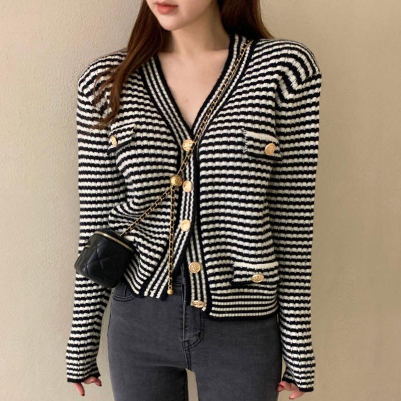 

Women's Knits & Tees Autumn Winter Korean Fashion Sweater Temperament V-neck Color Contrast Stripe Women Single Breasted Knitting Coat, Black