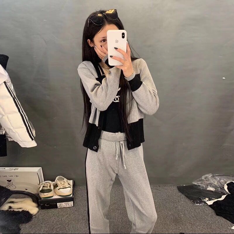 

Designer brand original label stereoscopic letter embroidery knit coat + stitching knit Harlan pants + halter vest three piece set high quality, Gray