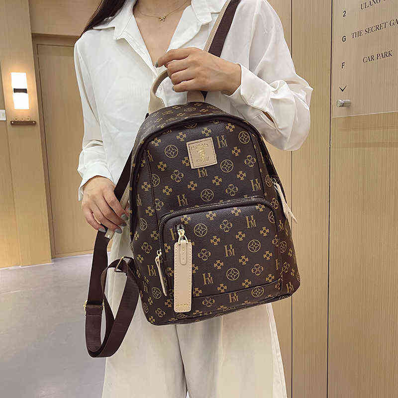 

New Luxury Brand PU Leather Backpack Women Lady Letter Print Fashion Daypack Korea Stylish Female Travel Shulder Bag PU Bagpack Y1105, White