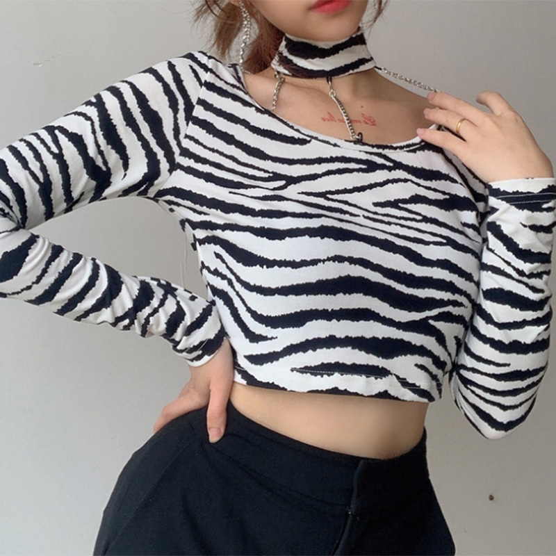 

Lucyever Fashion Black White Chain Short T-shirt Womens Autumn Long Sleeve Shirt Women Navel Sexy Pullovers Female 210521