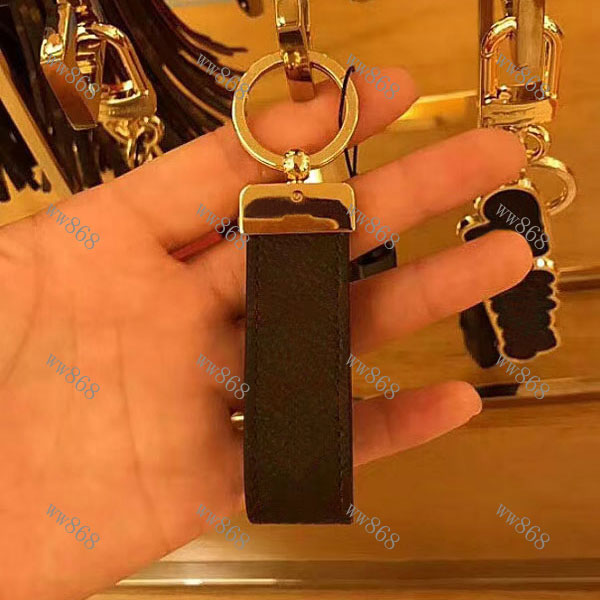 

Fashion Keychain High Qualtiy Key Chain & Key Ring Holder have number M65221 Key Chain Porte Clef Gift Men Women Car Bag Keychains with Box