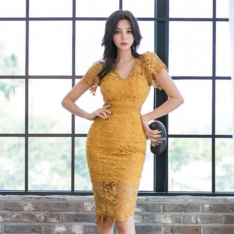 

Summer Long One pice Korea ladies yellow Sleeveless V neck Sexy Club Office Lace Patry Dresses for women clothing 210602