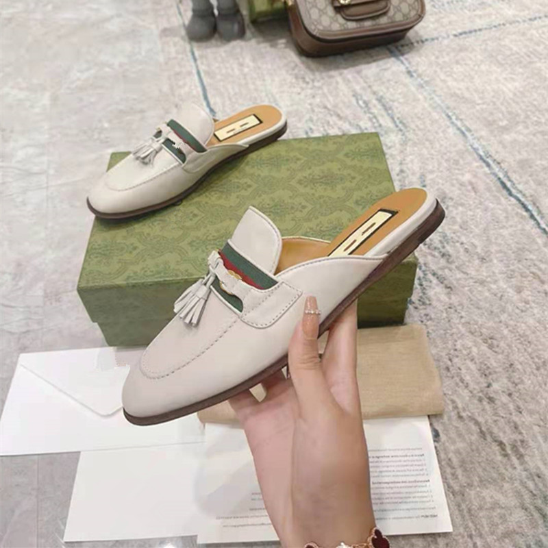 

2021 designer womens sandals fashion leather classic metal letter tassel slippers designer slide cool Sandals 35-40 with shoebox, Shoe box