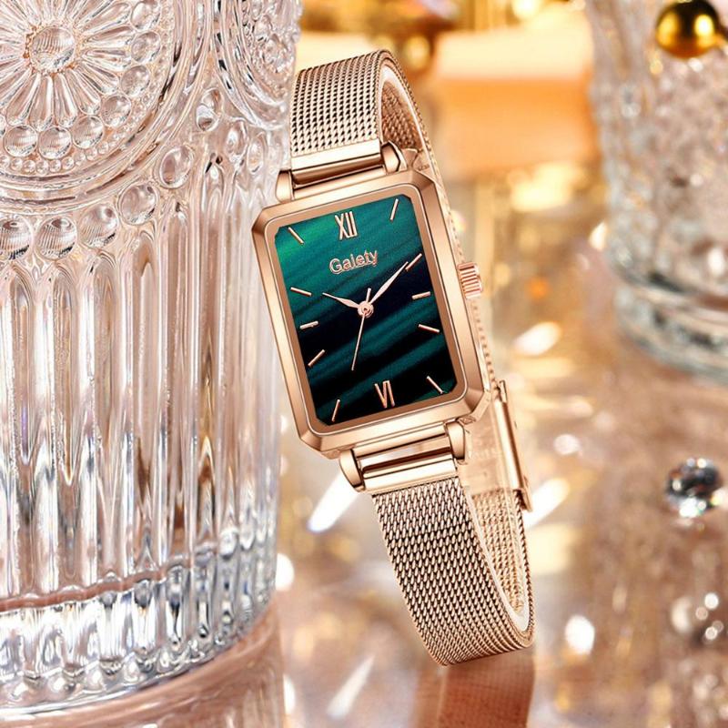 

Wristwatches 2021 High-end Brand Women Watches Fashion Square Ladies Quartz Watch Bracelet Set Green Dial Simple Luxury Gift, 1pc leather watch9