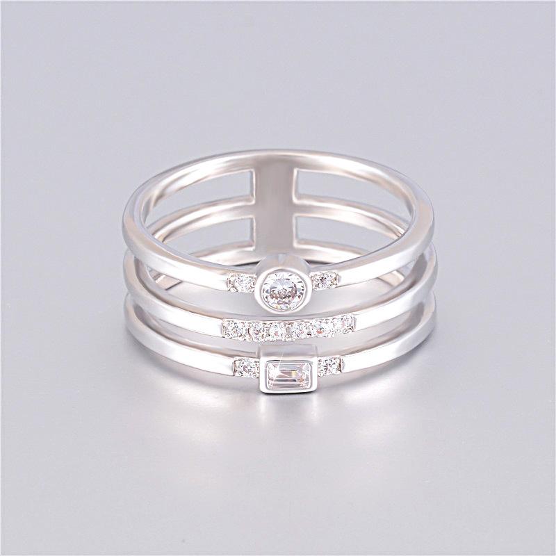 

Fashion Triple Band Women Ring Classic Golden RoseGold Color With Round CZ Setting Bride Accessory Geometric Wedding Rings, Slivery;golden