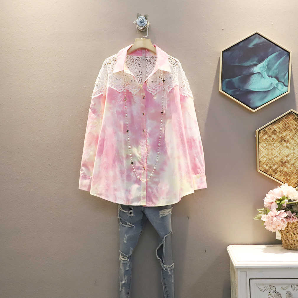 

Spring Colorful Dyeing Pattern Turn Down Collar Hollow Out Loose Plus Size Full Cardigan Women Shirts 210615, Pink