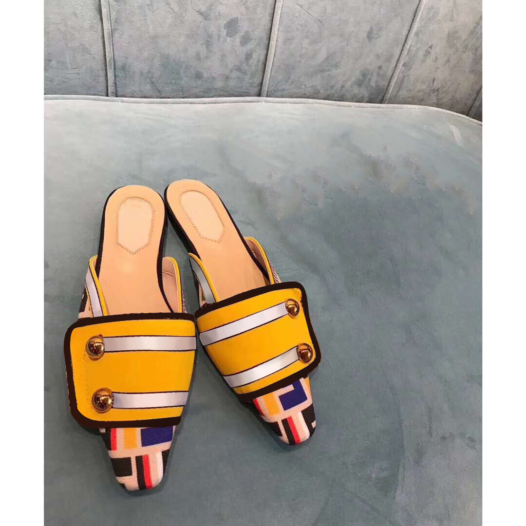 

FD female antiskid slippers 2021 summer beach shoe leather sandals, casual big yards, White;red