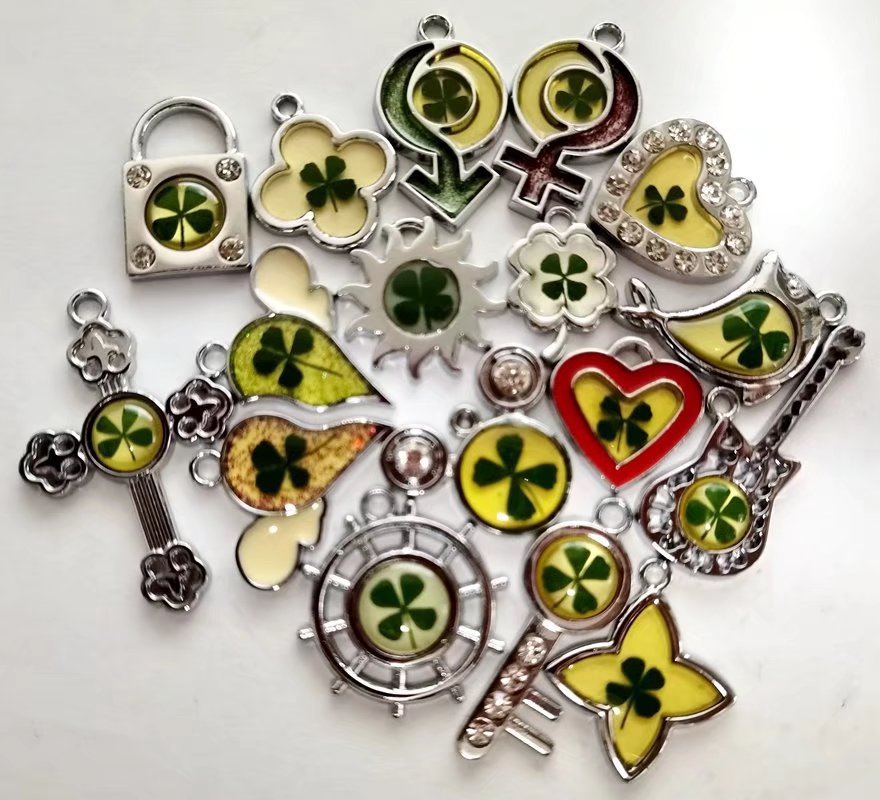 

20 pcs fashion pendant real four leaf clover mixed design vogue jewelry