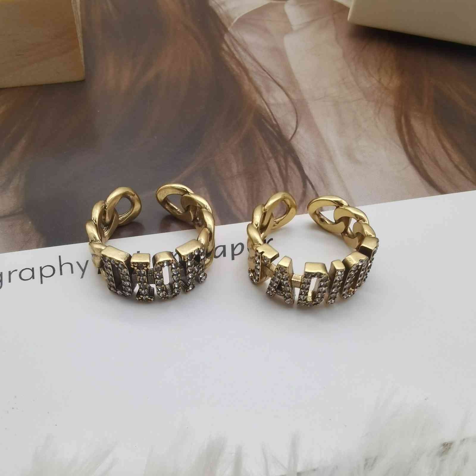 

Ring d Family High Board Old , Personalized Inlaid Diamond Letter Fashion Trend, Simple 23, Silver