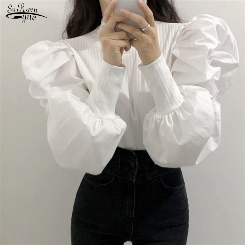 

Spring Classic Black and White Short Slim Bottoming Tops for Women Retro Bubble Sleeves Spliced Blouse Chemisier Femme 12741 210521