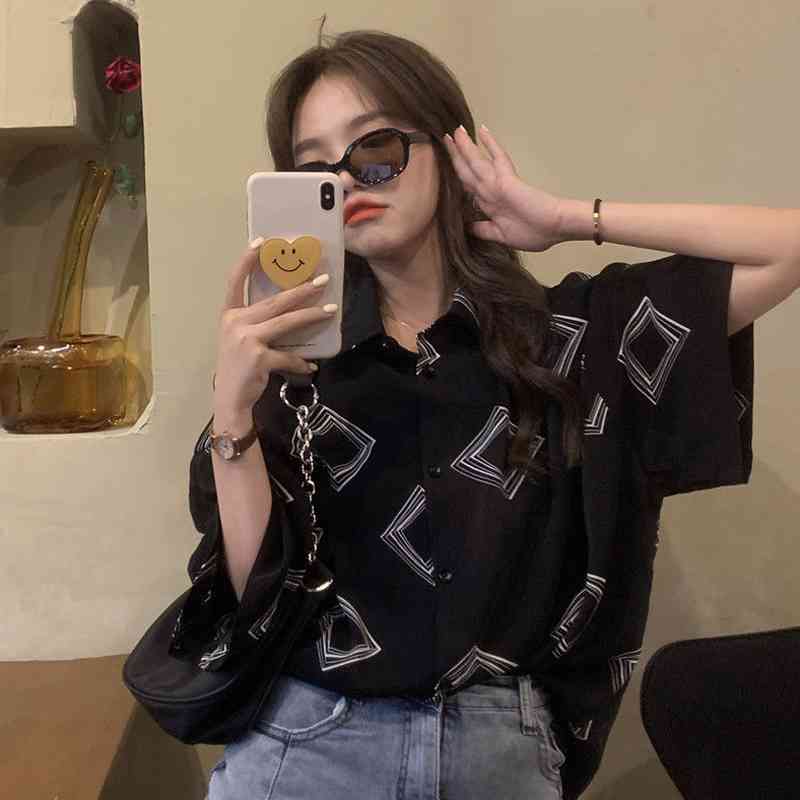 

Summer Oversize Geometric Print Women's Shirt Chiffon Blouse Short Sleeve Ladies Tops Plus Size Button Up Female Clothing 210521, Sku
