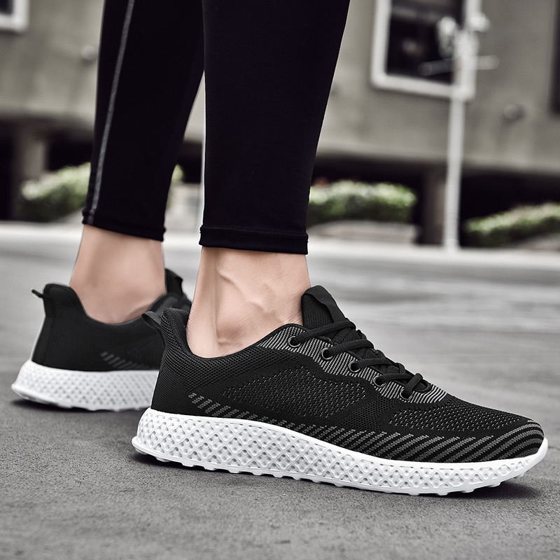 

Newest Womens Mens Sport Trainer Big Size Running Shoes Breathable Mesh Red Black White Blue Green Platform Runners Sneakers Code:05-0507, Dsc_1378