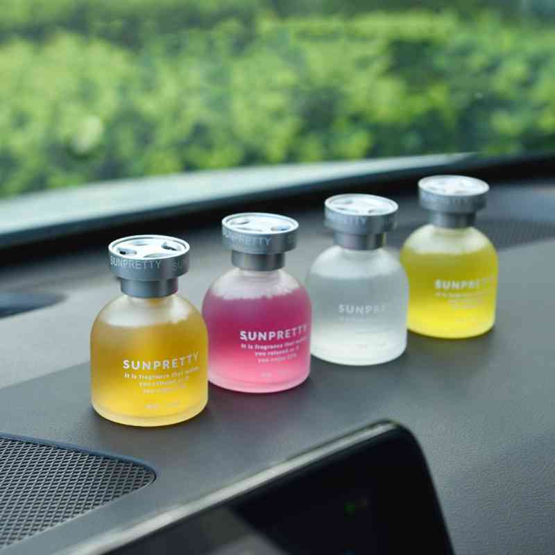 

1 Pack Glass Material 7 Fragrances to Choose Fragrance Diffuser Crystal Crown Car Home Ornament Interior Decorations