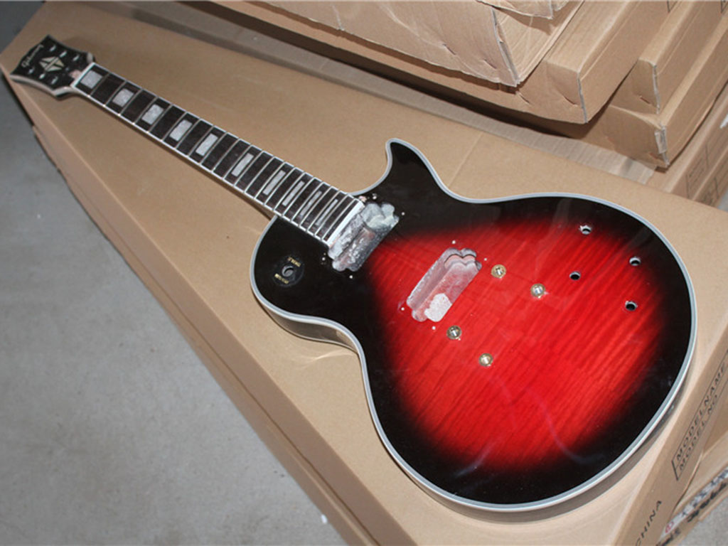 

Electric guitar silver pink metal red gold accessories dual pickups for high cost performance NEW