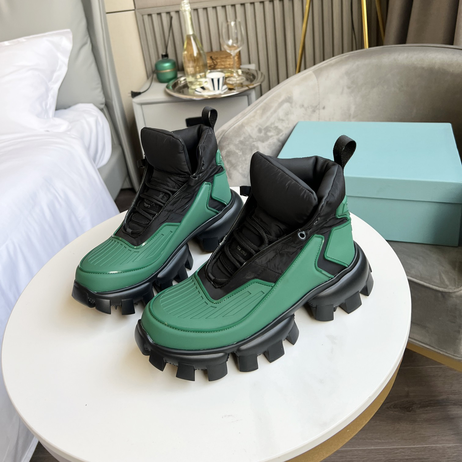 

Mens Cloudbust Thunder Sneakers boots Womens Re-Nylon Ankle boots Designer Man Woman Runners Trainers shoes with box szie 35-46