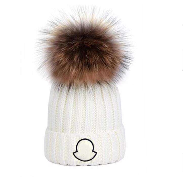 

France fashion mens designers hats bonnet winter beanie knitted wool hat plus velvet cap skullies Thicker mask Fringe beanies manv, Please choose the color you like