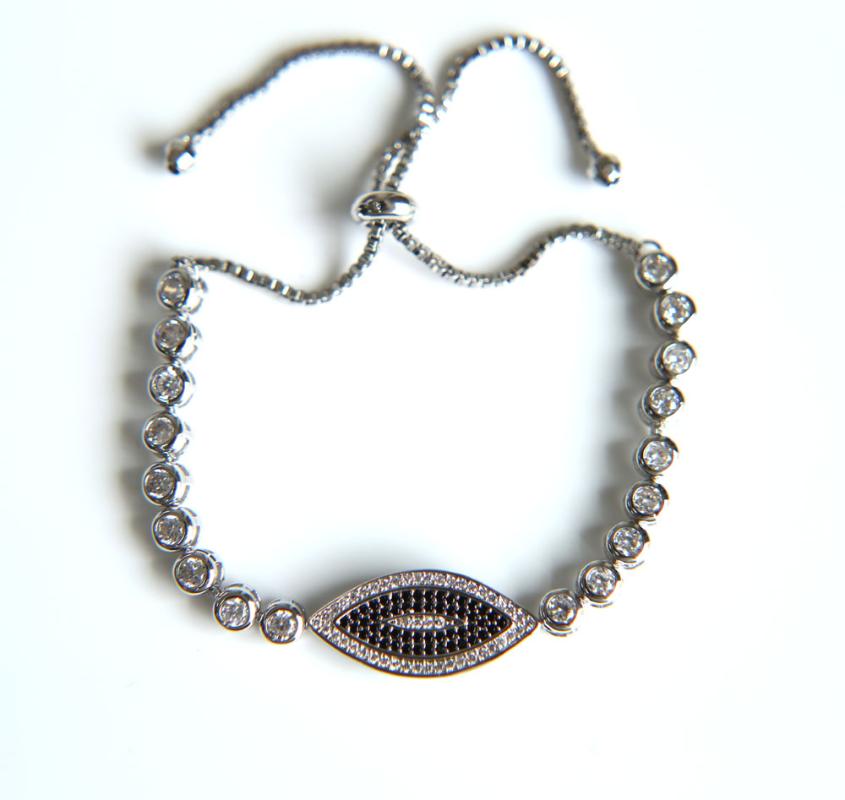 

Charm Bracelets 2021 Style Eyes Tennis Bracelet Clear Sapphires Cubic Zircon Adjustable Chain Jewelry Wholesale