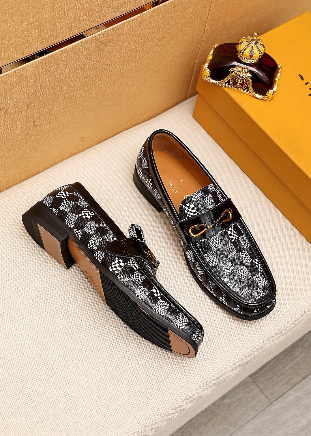 

Brand Luxurious Genuine Patent Leather Men Wedding designer Dress Shoes With Bow Tie Men's Banquet Party Formal Loafers, #02