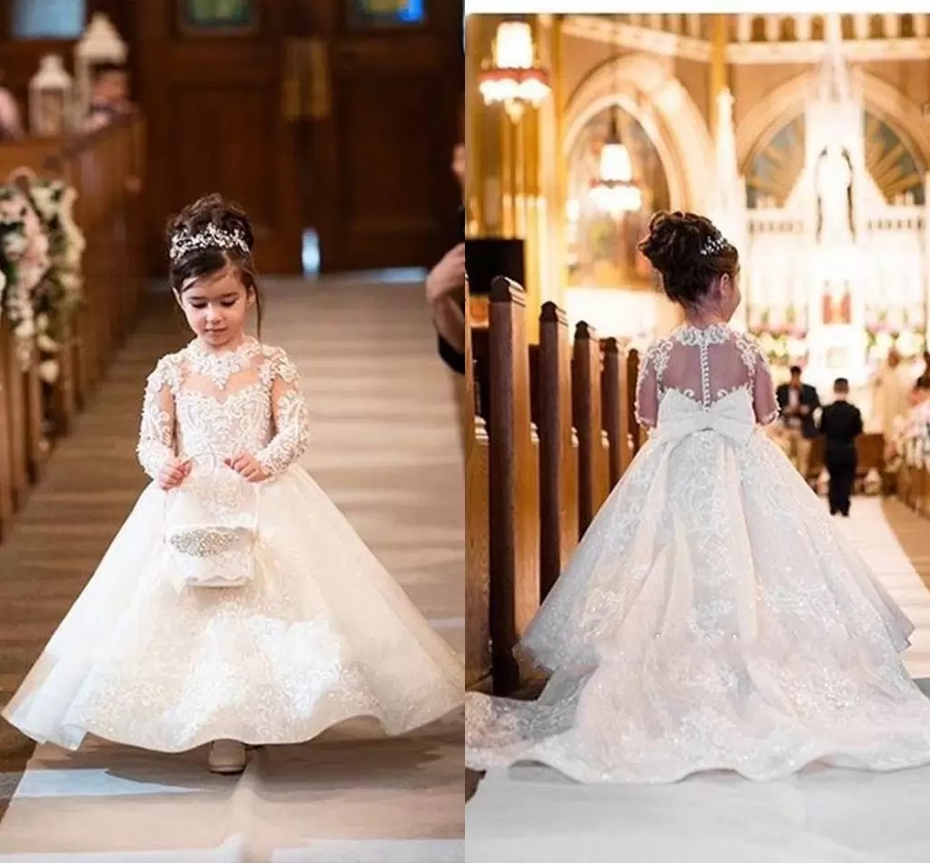 

Adorable White Ball Gown Flower Girl Dresses Princess Sheer Long Sleeves Appliques Jewel Neck Toddler Birthday Party Gowns