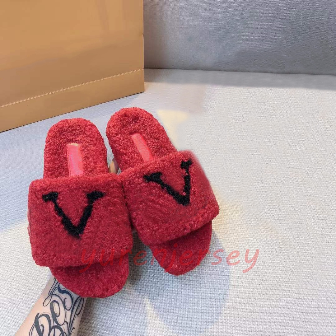 

2022 Luxury Slide Designer Fashion Women Slipper Sandals Warm Comfort Slippers Woman Slipper Shoes Autumn Winter Slides Scuffs Sandal Size 35-41, 31
