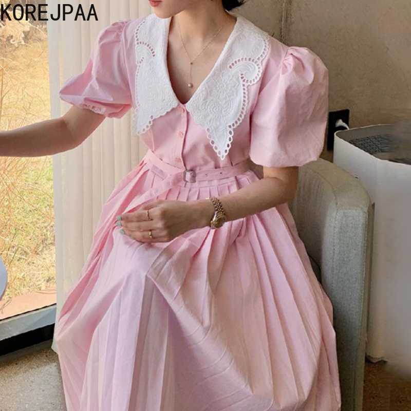 

Korejpaa Women Dress Summer Korean Fashion Soft Sweet Lace Hook Flower Lapel Lace Up Pleat Puff Sleeve Dresses with Belt 210526, Pink