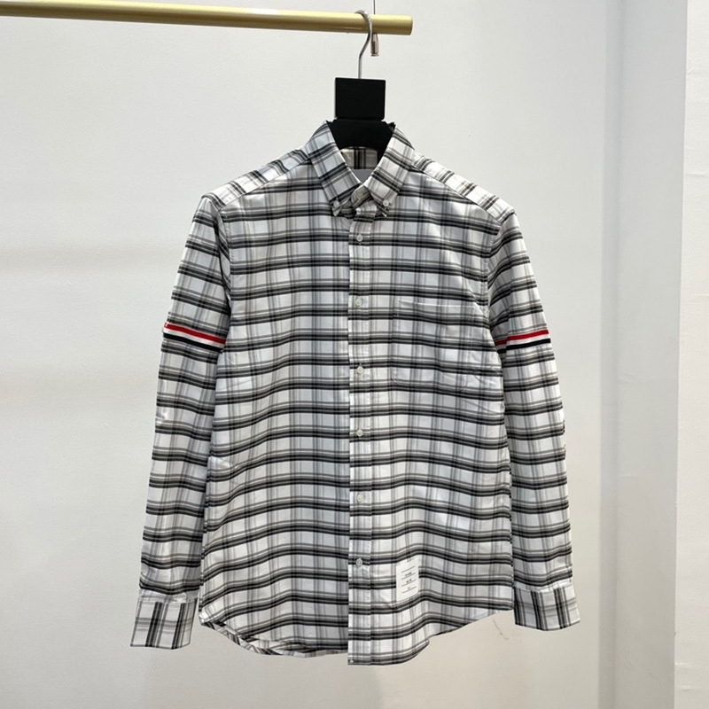 

TB gray Plaid Shirt Men's and women's same 2021 spring classic slim casual long sleeve couple shirt fashion, White;black