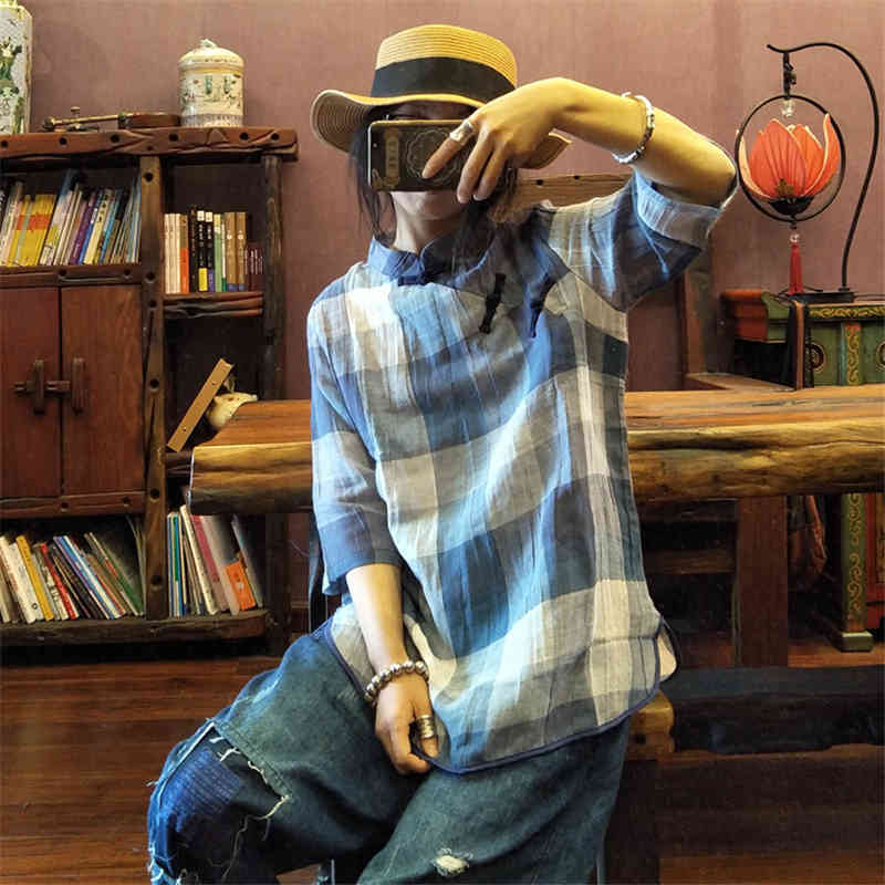 

Johnature Women Chinese Style Shirts Stand Vintage Blouses Summer Plaid Tops Linen Women Cloths Soft Shirts And Blouses 210521, Blue