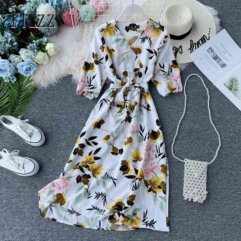 

Fashion Women V Neck Dress Spring Summer Half Sleeve Vintage Floral Print Midi Female Beach Bohemian Style Robe 210602