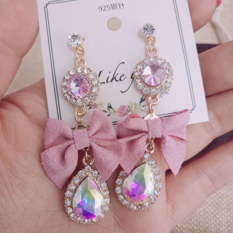 

Dangle & Chandelier Women Cute Pink Bowknot Crystal Drop Earrings AM1266