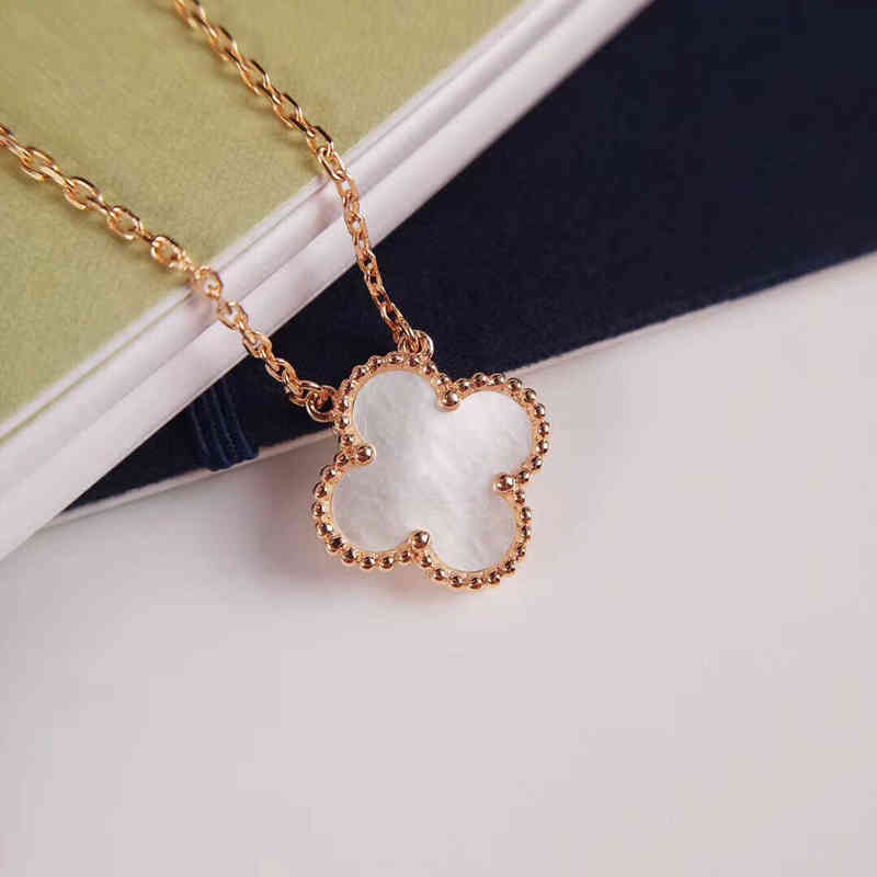 

Jewellery European High Quality Women Pendulous Clover Clover Gift Wedding Qtt Chains Necklaces Gift, Silver