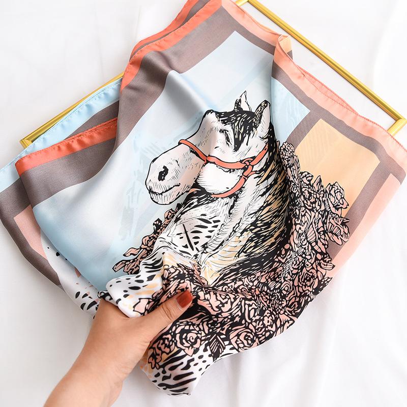 

Scarves KOI LEAPING Small Square Scarf Fashion Female Sunscreen Summer Horse Pattern Silk Embroidered Shawl Gift