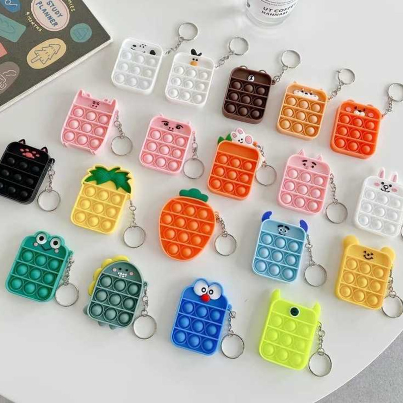 

Sensory Fidget Finger Puzzle Key Ring Push Pops Bubble Popper Toys Simple Rubber Silicone Keychain Cute Animal Big Eye Bag Pendant Anti Stre