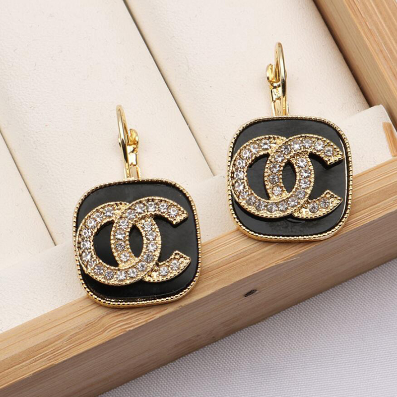 

Fashion Womens Brand Earrings Designers Letter Ear Stud 18K Gold Plated Crystal Geometric Earring for Wedding Party Jewerlry Accessories ER0047-ER0048