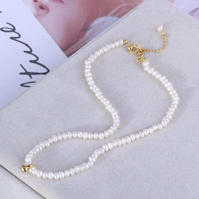

Chokers Women Rice Pearl Necklace With Gold Plated Bean White And Pink Color Choker Party Jewelry