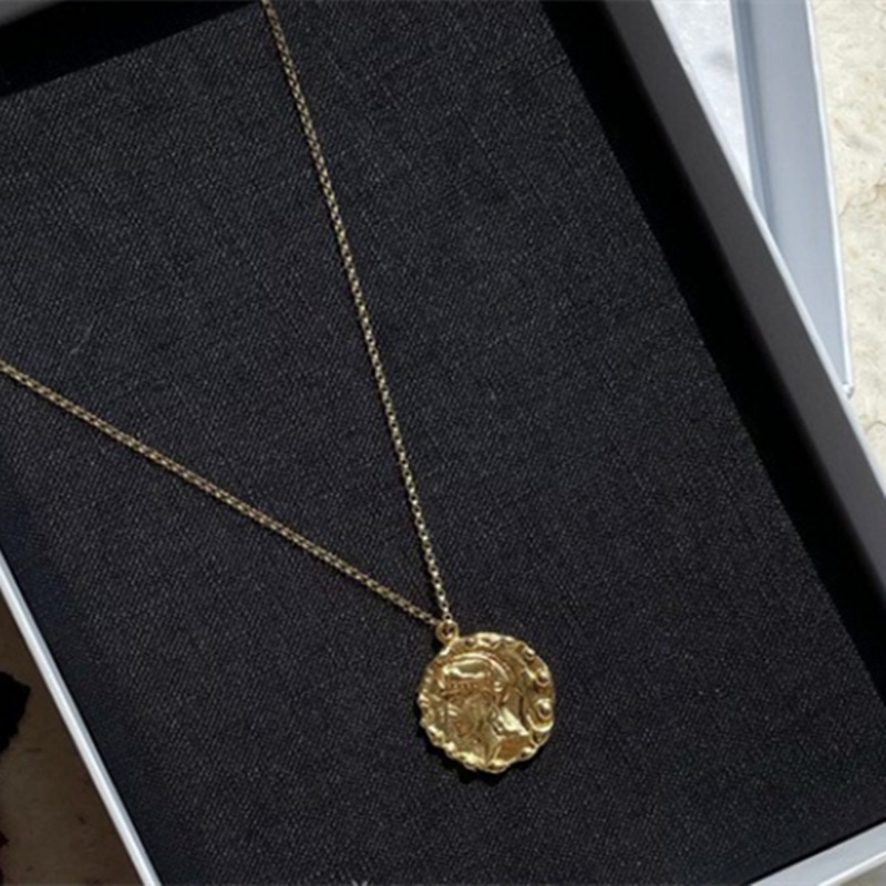 

alighieri renaissance carved coin necklace 24k goldplated vintage stainless steel handmade quality allmatch girl jewelry gift