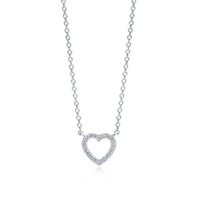 Pendant Necklaces TSHOU29 Heart Necklace Christmas Gift Reindeer Female In Sterling Silver-image-708487819